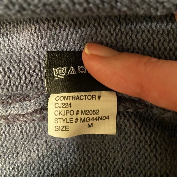 Calvin Klein Jeans Navy V Neck Sweater Men's Medium - Picture 9 of 13